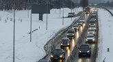 Kelininkai informuoja: pirmadienio rytą eismo sąlygas sunkina plikledis ir rūkas Žygimanto Gedvilos/BNS nuotr.