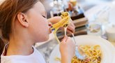 Vaiko valgymo įpročiai (nuotr. 123rf.com)