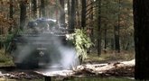 Vokietijoje Ukrainos kariai mokosi naudotis tankais „Leopard“: „Tai – ne atostogos“ (nuotr. stop kadras)