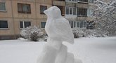 Skulptūra iš sniego Viršuliškėse (nuotr. Henrikas Giedrys)  