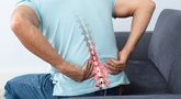 Nugaros skausmus sukeliantis raumenų patempimas (nuotr. Shutterstock.com)