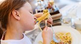 Vaiko valgymo įpročiai (nuotr. 123rf.com)