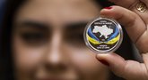 Į apyvartą išleidžiama kolekcinė moneta, skirta Ukrainos kovai už laisvę (Irmantas Gelūnas/ BNS nuotr.)