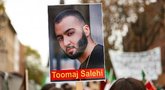 T. Salehi išreiškė paramą protestams dainose ir vaizdo įrašuose, kurie buvo platinami internete (nuotr. SCANPIX)