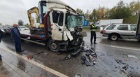 Sunkiasvorių transporto priemonių avarija Vilniuje (nuotr. Broniaus Jablonsko)