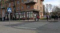 Sujudimas Klaipėdoje: prie parduotuvės nutįso žmonių eilė  
