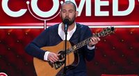 Žinomo Rusijos humoristo „patriotinė erotinė“ daina supykdė dalį jo gerbėjų (nuotr. YouTube)