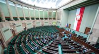 Naujai išrinktas Lenkijos parlamentas susirinko į pirmą posėdį (nuotr. SCANPIX)