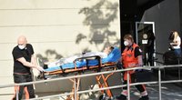 Panevėžyje po skiepo nuo COVID-19 į ligoninę išgabentas vyras (nuotr. jp.lt)  