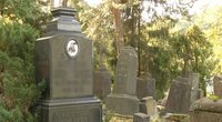 Mirusiųjų nuotraukos grimsta į praeitį: populiarėja naujos paminklų tendencijos (nuotr. stop kadras)