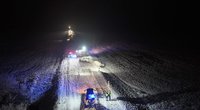 Šiaulių-Pasvalio kelyje susidūrė du automobiliai, sužeisti trys žmonės (nuotr. Policijos)