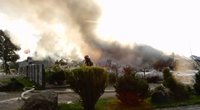 Vaizdai iš sprogimo suniokoto namo Šiauliuose: pasisekė, kad poros vaikų nebuvo namuose (nuotr. stop kadras)