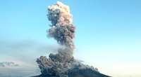 Įspūdingas ugnikalnio išsiveržimas Filipinuose (nuotr. Vida Press)