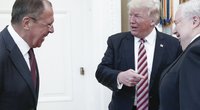 Po D.Trumpo susitikimo su rusų diplomatais – Rusijos išdavystė (nuotr. Twitter)  