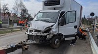 Avarija Vilniau raj. – apvirtęs sunkvežimis užblokavo eismą (nuotr. Broniaus Jablonsko)