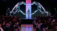 Elon Musk pristatė naujovę – robotą humanoidą: kainuos apie 20 tūkst. dolerių (nuotr. SCANPIX)