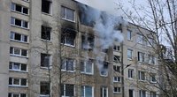 Daugiabutyje Vilniuje nugriaudėjo sprogimas: kilo gaisras, evakuojami žmonės (nuotr. Broniaus Jablonsko)