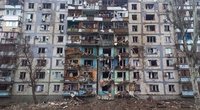 Charkive nuo rusų raketos nukentėjo daugiaaukštis gyvenamasis namas (nuotr. Telegram)
