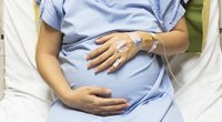 Nėščia moteris ligoninėje (nuotr. shutterstock.com)
