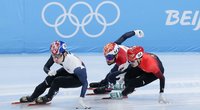 Greitojo čiuožimo estafetės varžybose – apmaudi Pietų Korėjos sportininkų nesėkmė ir Kinijos auksas (nuotr. SCANPIX)