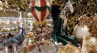 „Harrods“ parduotuvė Londone jau pasipuošė Kalėdoms: kai kurie papuošimai kainuoja net 1,5 tūkst. eurų (nuotr. stop kadras)