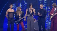 Damiano Davidui trauma nepakišo kojos, žengė ant „Eurovizijos“ scenos: neslėpė skausmo veide (nuotr. stop kadras)