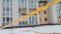Daugiabučiame name Kupiškyje – galingas sprogimas: moteris išgabenta į ligoninę (nuotr. Vaidos Girčės)