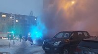 Rytinis gaisras Vilniuje: dūmai veržėsi iš požeminio garažo (nuotr. facebook.com)
