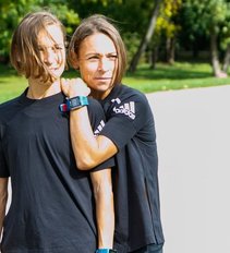 Bėgančios sesės dvynės Monika ir Milda: norime kartu keliauti į olimpines žaidynes