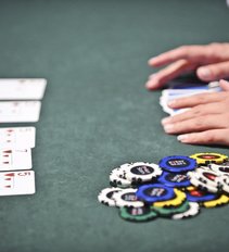 Azartinių lošimų įstatymas – parlamentarų užsispyrimas gali prišaukti Lietuvai baudas