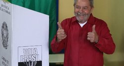 Nauja sena Brazilijos politikos kryptis