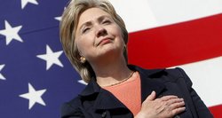 JAV visuomenės nuotaikos: padės ar pakiš koją Hillary Clinton? 