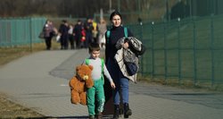 Pabėgėlių iš karo siaubiamos Ukrainos Lietuvoje mažėja: kai kas grįžta į išlaisvintą Kyjivo sritį