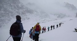 Kazachstano gyventojai skuba aplankyti Tian Šanio ledynus, kol šie neištirpo