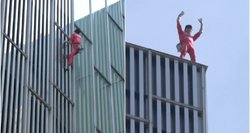 60-metis ekstremalas – ant ketvirto aukščiausio pastato Barselonoje: siunčia žinutę