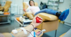 Kraujo centrai prašo gyventojų pagalbos: trūksta net populiarių grupių kraujo