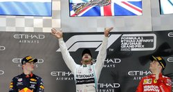 Nusileido „Formulės 1“ sezono uždanga: Hamiltonas finišavo čempioniškai