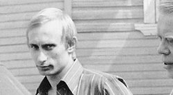 Vladimiras Putinas paskutinio praėjusio amžiaus dešimtmečio pradžioje (nuotr. SCANPIX)