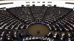 Europos Parlamentas pritarė ES laisvosios prekybos sutarčiai su Kanada (nuotr. SCANPIX)