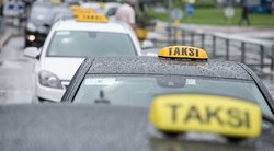 Latvijoje įstatymu įvedamos taksi paslaugų kelionėms iš oro uosto įkainių „lubos“  (Žygimantas Gedvila/ BNS nuotr.)