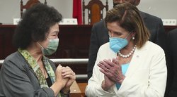 Nancy Pelosi: „Taivano sąsiaurio saugumas tapo dar vienu karštu tašku“ (nuotr. SCANPIX)