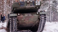 Lietuvoje pirmieji suremontuoti tankai „Leopard 2“ netrukus grįš į Ukrainą  (Erikas Ovčarenko/ BNS nuotr.)