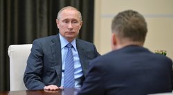 A. Milleris lankosi pas Rusijos prezidentą Vladimirą Putiną (nuotr. SCANPIX)