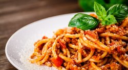Italijos skoniai jūsų virtuvėje: romantiška vakarienė – mažiau nei už 10 eurų  