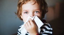 Atsakė, ar  sergantis vaikas gali eiti į lauką: kiti mano neteisingai (nuotr. Shutterstock.com)