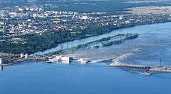 Potvynis po smūgio Kachovkos elektrinei (nuotr. Telegram)