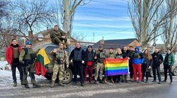 Paramą LGBT jaunuoliams teikianti savanorė padeda ir karą patiriantiems ukrainiečiams  