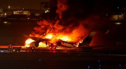 Lėktuvo katastrofa Japonijoje (nuotr. SCANPIX)