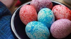 Atrado super greitą būdą marginti kiaušinius: išeina labai gražūs (nuotr. pinterest.com)