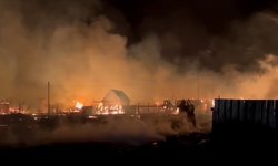 Rusijoje – didžiulis gaisras: liepsnos apėmė miestą, plinta į pastatus (nuotr. Telegram)